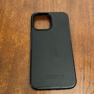 Otterbox Symmetry 13 pro max